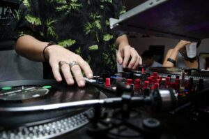Nightlife_pic3
