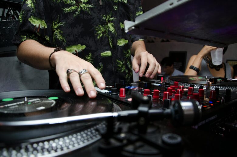 Nightlife_pic3